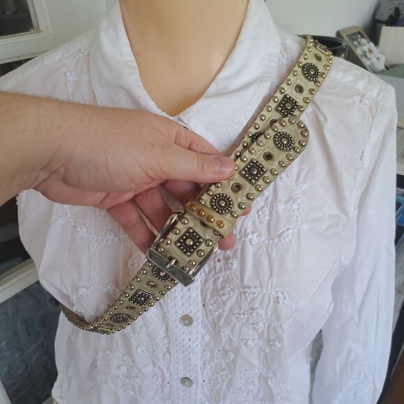 Vintage Sand Castle New York Metallic Gold Studded Women\'s Soft Leather Belt Y2k main image 7